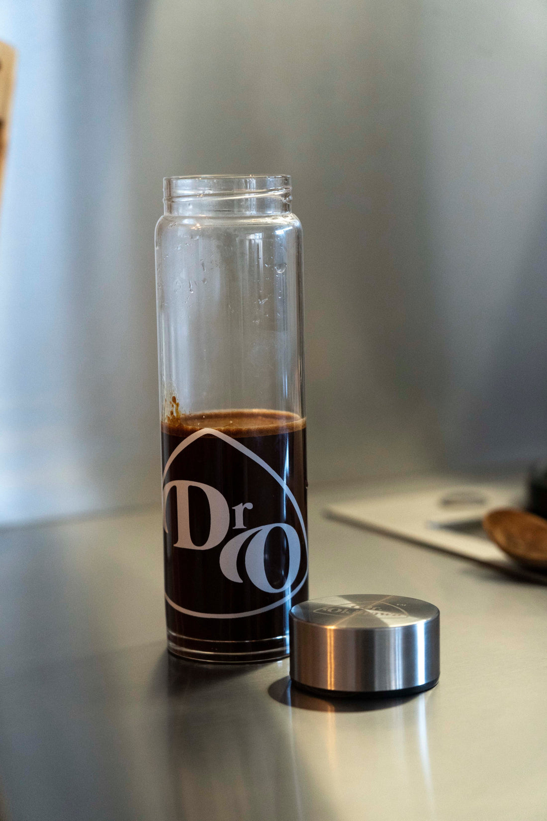 Quelle est la tasse la plus sûre pour boire une boisson chaude ?